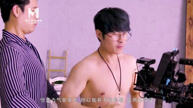 【麻豆传媒】mfk-0007 阿拉斯加北极熊